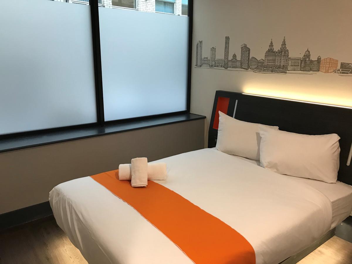 Easyhotel Liverpool Bagian luar foto