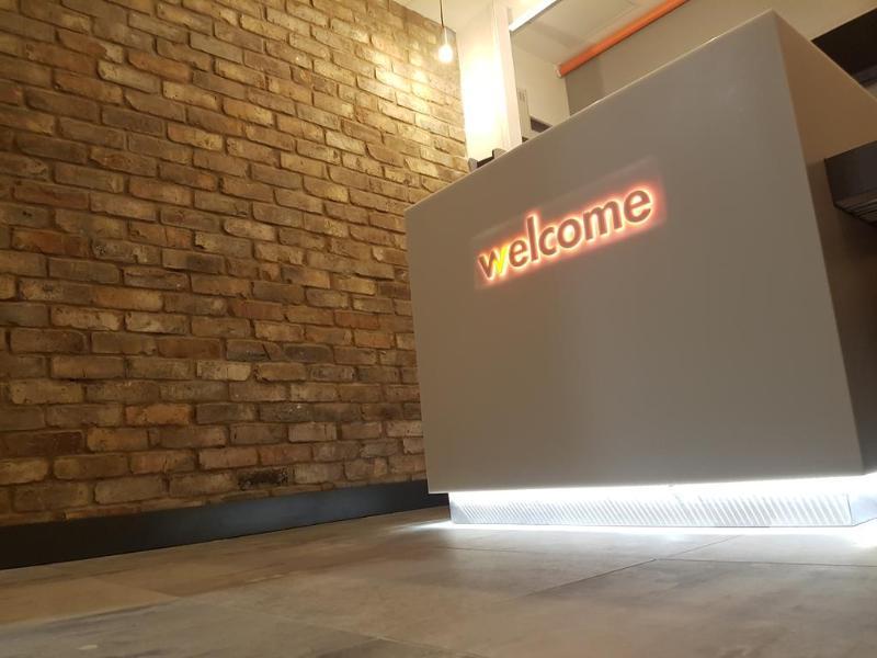Easyhotel Liverpool Bagian luar foto