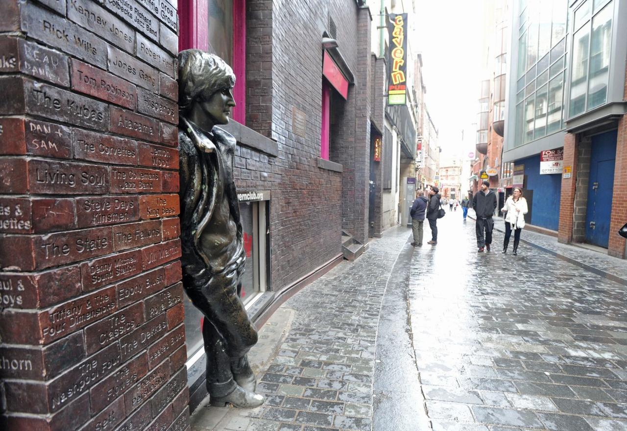 Easyhotel Liverpool Bagian luar foto