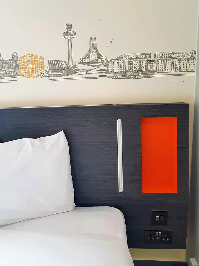 Easyhotel Liverpool Bagian luar foto