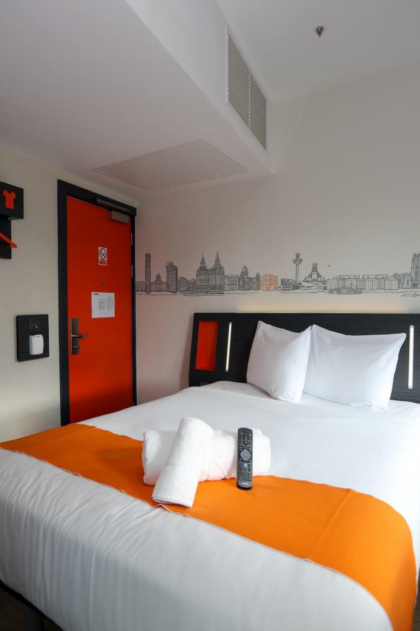 Easyhotel Liverpool Bagian luar foto