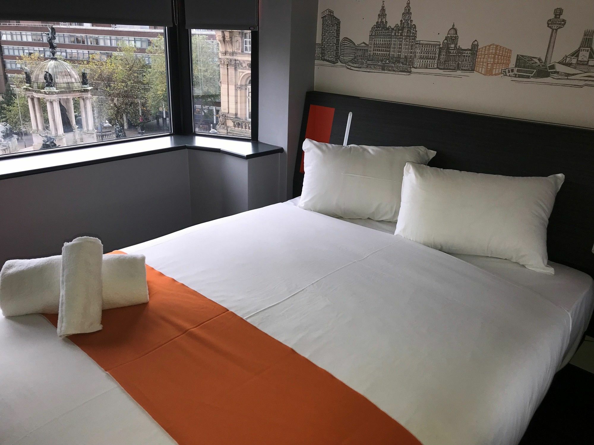 Easyhotel Liverpool Bagian luar foto