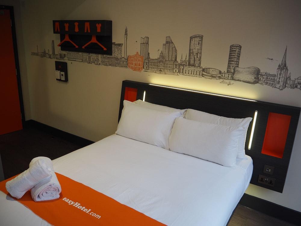 Easyhotel Liverpool Bagian luar foto