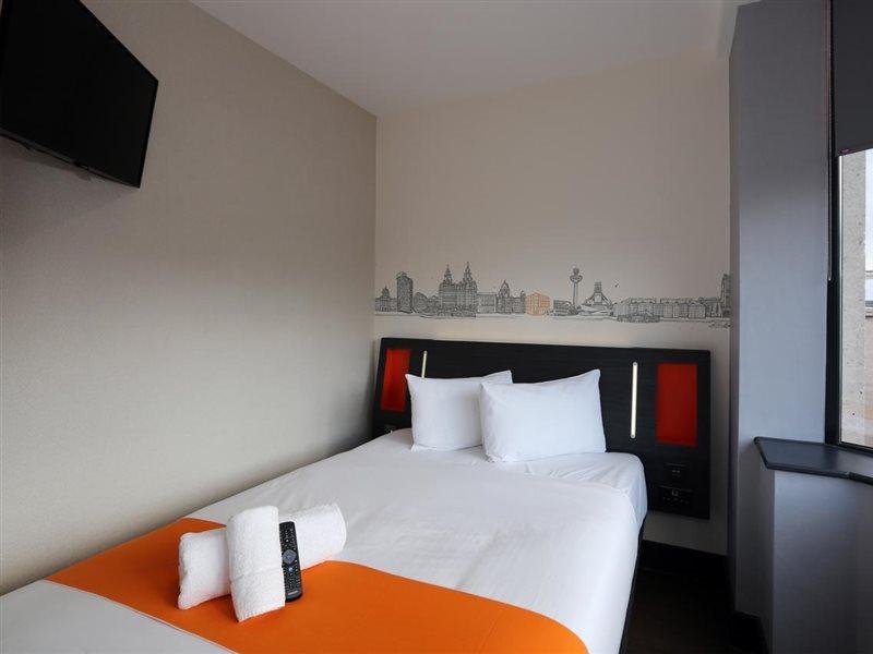 Easyhotel Liverpool Bagian luar foto